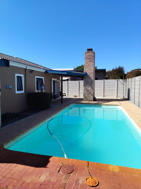To Let 3 Bedroom Property for Rent in Vermont Western Cape